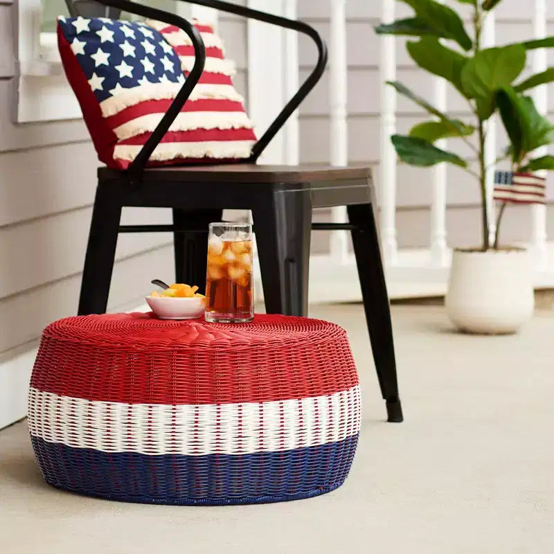 Tavolino-Pouf in Resina Intrecciata a Mano