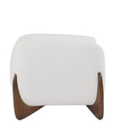 Poltrona da Club Emilia Contemporanea Rivestita in Bouclé, Beige