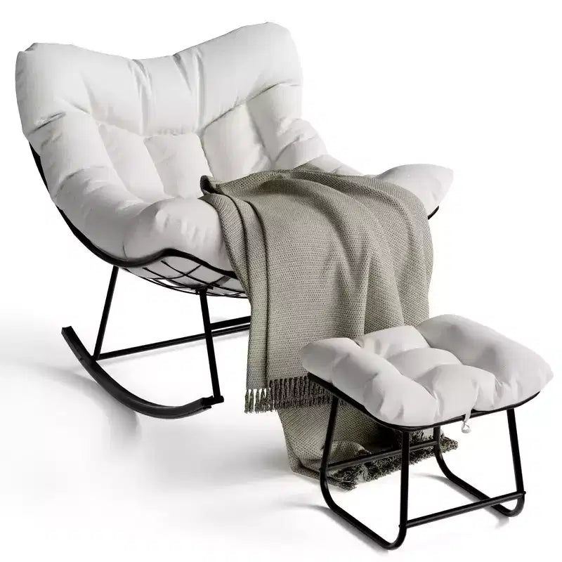 Sedia a sdraio oversize con poggiapiedi, poltrona a dondolo Papasan da esterno con pouf e robusta struttura in metallo, dondolo a uovo in rattan per patio