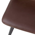 Set di Due Sgabelli da Bar Moderni Rivestiti da 61 cm, con Strutture in Metallo Opaco e Pattini in Plastica per Protezione Pavimento