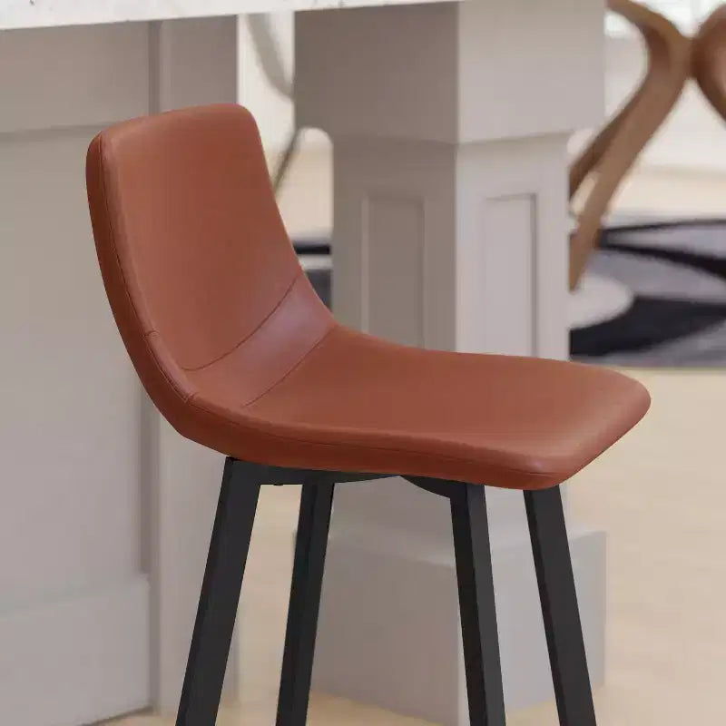Set di Due Sgabelli da Bar Moderni Rivestiti da 61 cm, con Strutture in Metallo Opaco e Pattini in Plastica per Protezione Pavimento