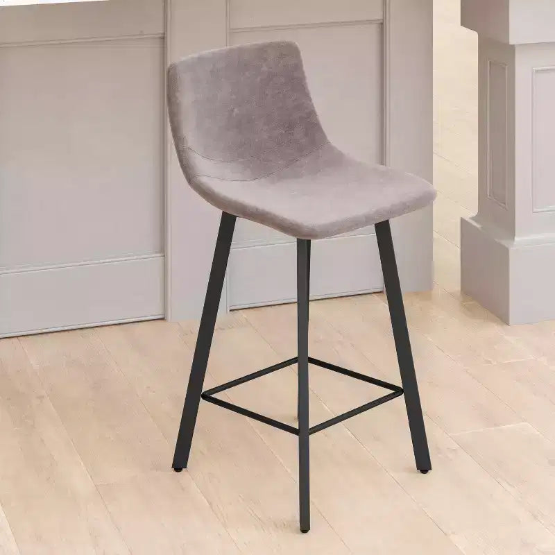 Set di Due Sgabelli da Bar Moderni Rivestiti da 61 cm, con Strutture in Metallo Opaco e Pattini in Plastica per Protezione Pavimento